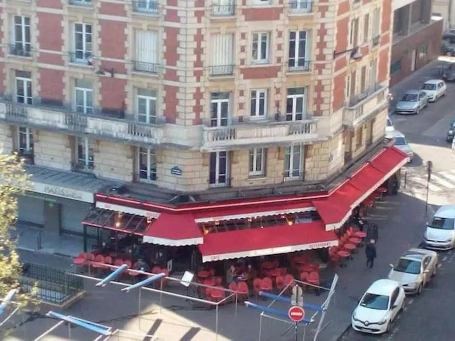 Charmant Studio Propre Calme Vue Paris Ascenseur Appartamento