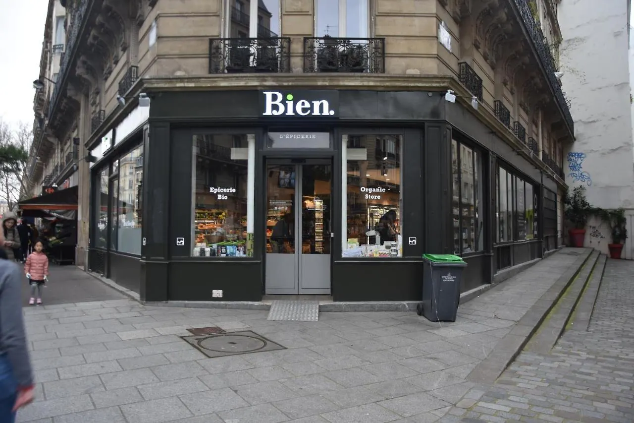 Appartamento Charmant Studio Propre Calme Vue Paris Ascenseur