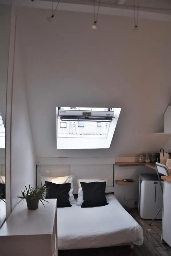 Apartment Charmant Studio Propre Calme Vue Paris Ascenseur