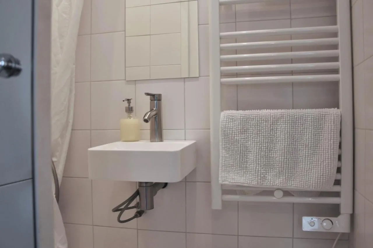 Charmant Studio Propre Calme Vue Paris Ascenseur France